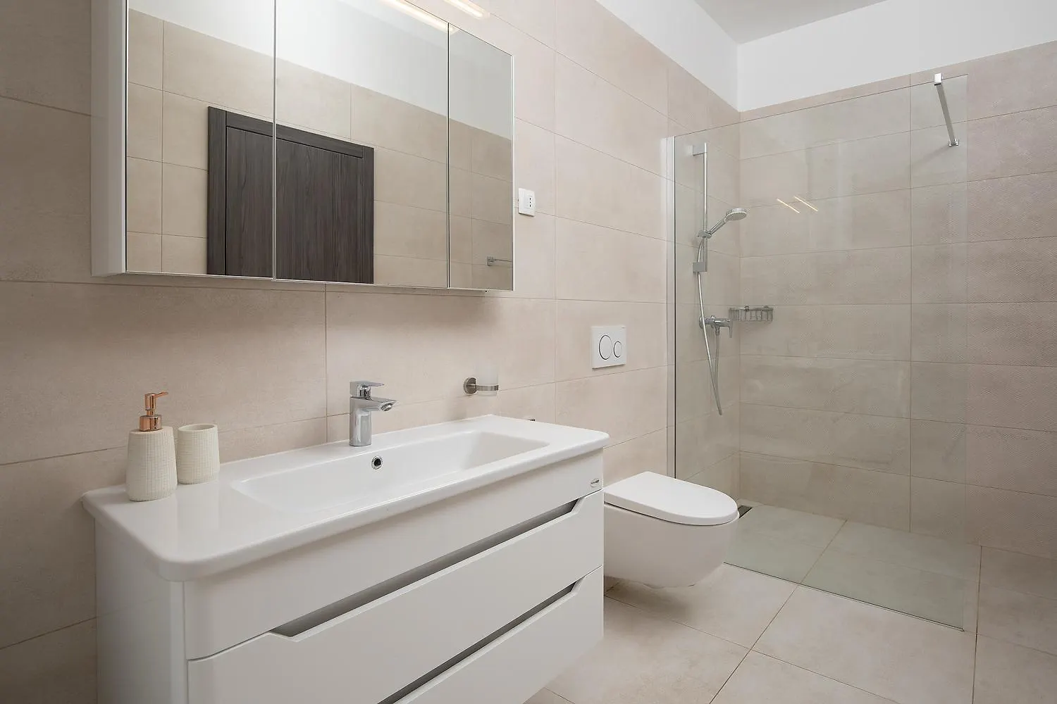 Modern City Center Apartment 풀라 크로아티아